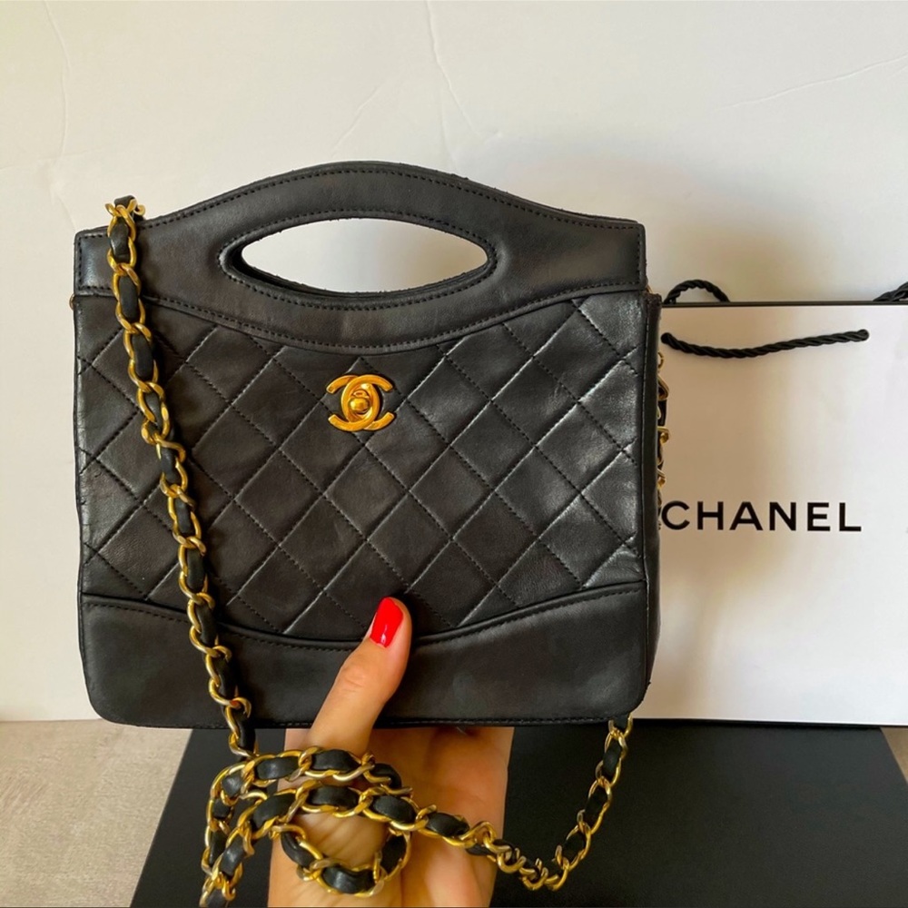 CHANEL Vintage Black Leather Mini 31 Crossbody Bag - Picture 2 of 9
